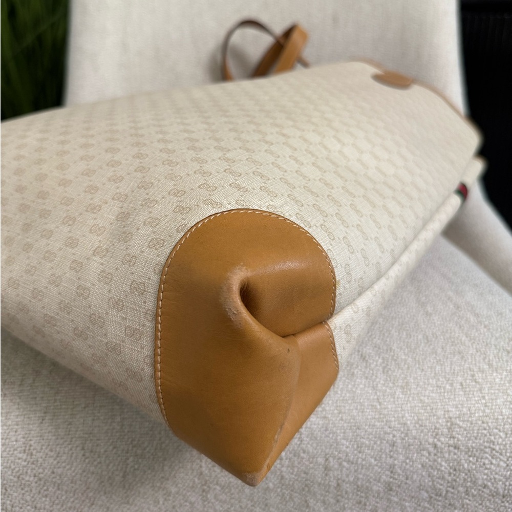 Authentic Gucci white monogram microGG coated canvas tote bag - Picture 15 of 16